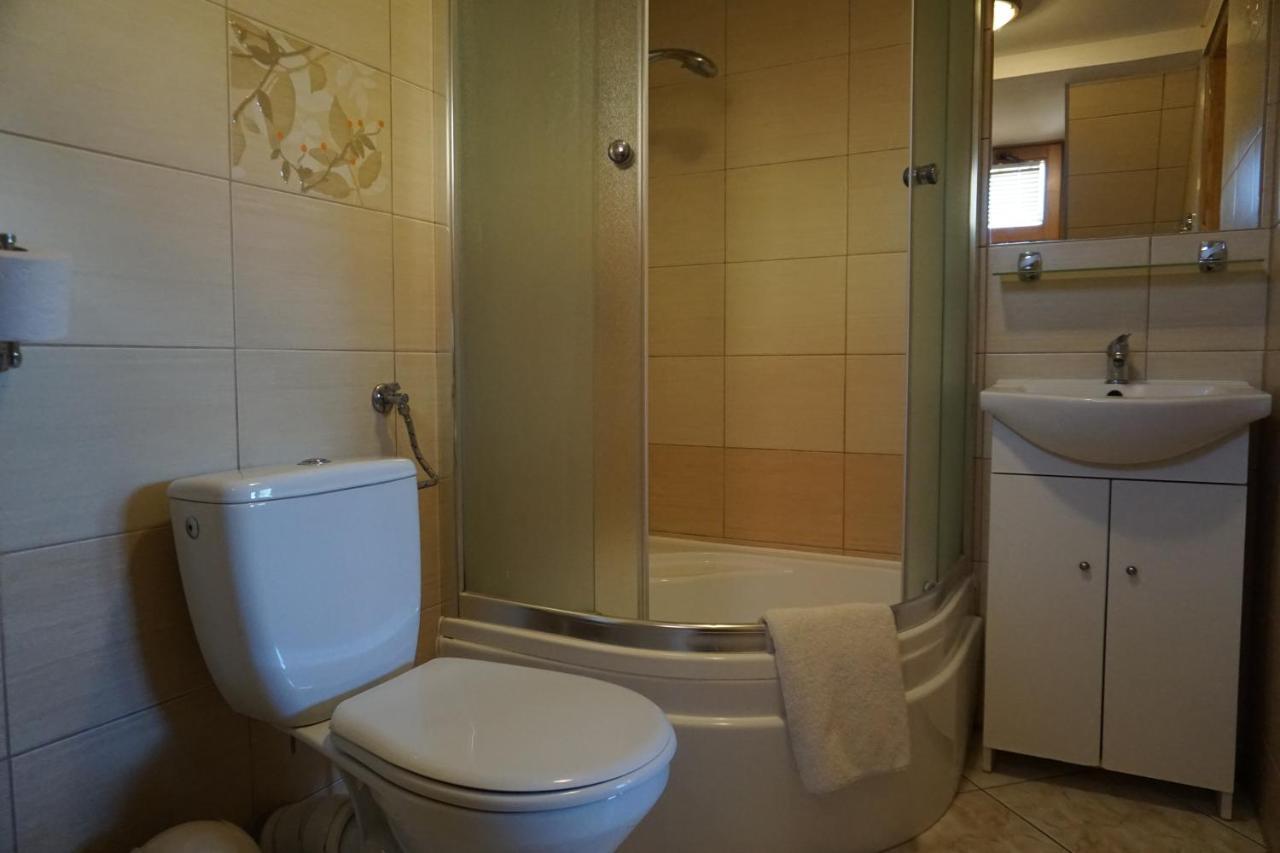 Osrodek Wczasowy Gron Placowka Exterior foto